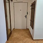 útulný V Nuslích Kousek Od Centra Prahy - Cozy Modern Near Center