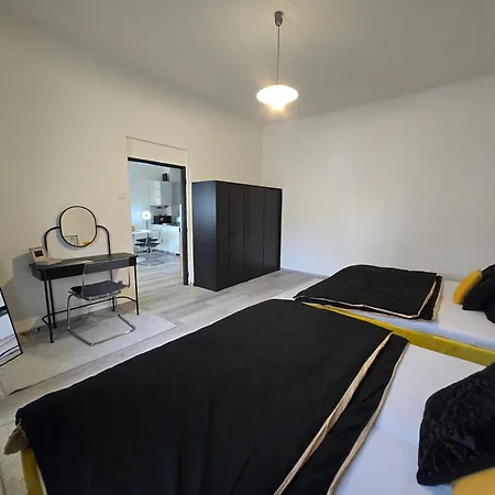 útulný V Nuslích Kousek Od Centra Prahy - Cozy Modern Near Center Apartamento Praga